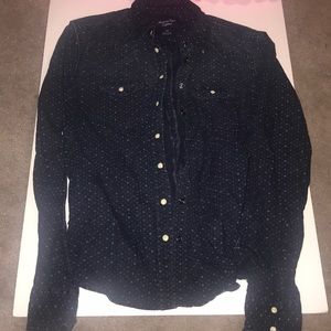 American Eagle button down shirt